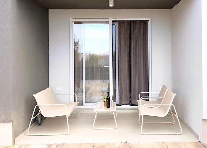 Nashi Garden Split Appartement *