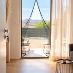 Nashi Garden Split With View & Parking Apartment