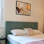 Nashi Garden Split With View & Parking * Solin