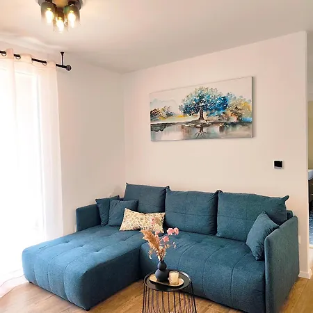 Nashi Garden Split With View & Parking Солин